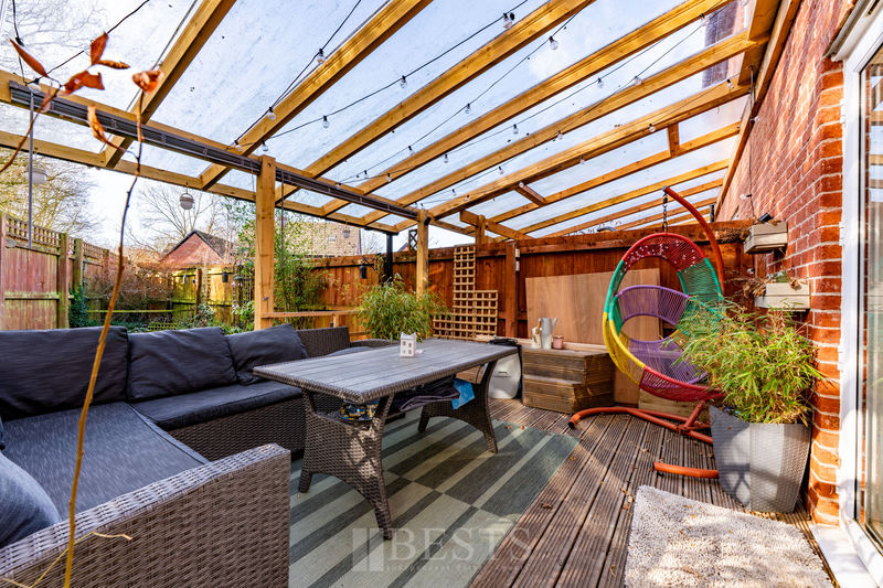 Sonoran Close Castlefields